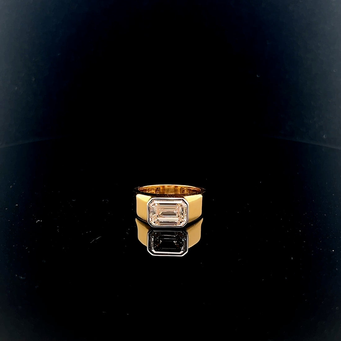 The Regal Emerald: 4.0ct Men's Ring