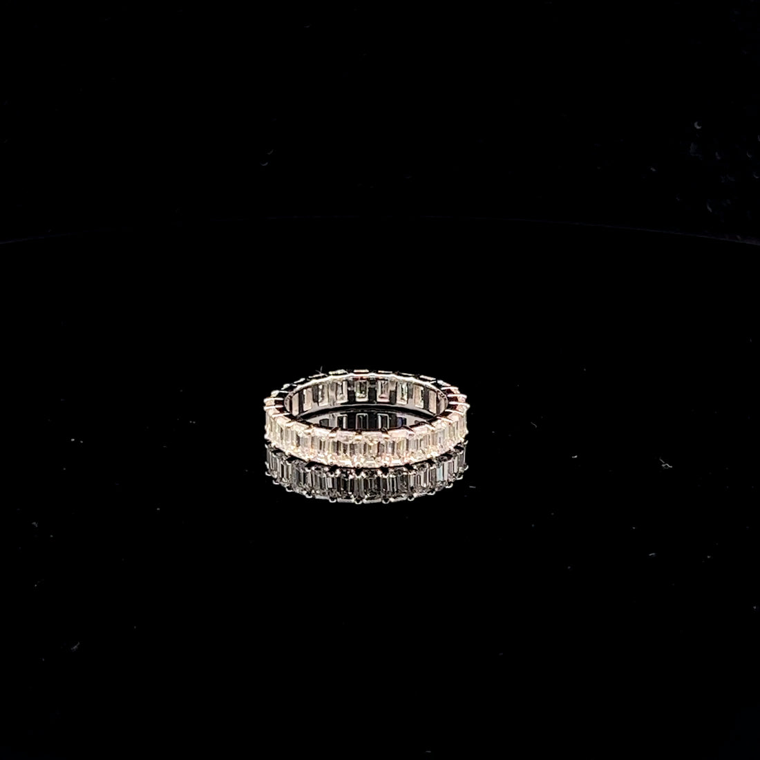 Luxurious 0.12ct Each Emerald Eternity: Designed to Impress