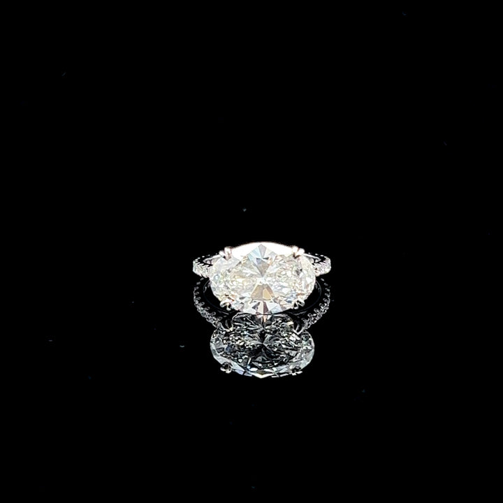 The 5.0ct Oval Grandeur Ring