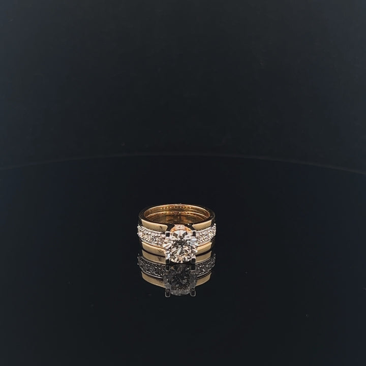 Modern Masterpiece: 2.0ct Diamond ring with Unique Band Detail