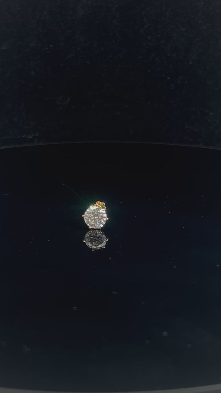 Exquisite 1.00ct Nosepin