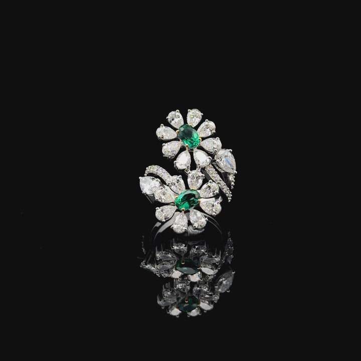 Exquisite Flower Cocktail Ring