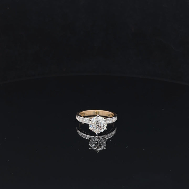 Elegant 1.96ct Round Diamond Ring