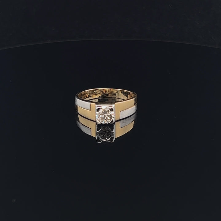 Bold Elegance: 1.0ct Men's Ring