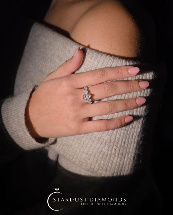 Exquisite 1.77ct Pear Cut Accent Stone Ring