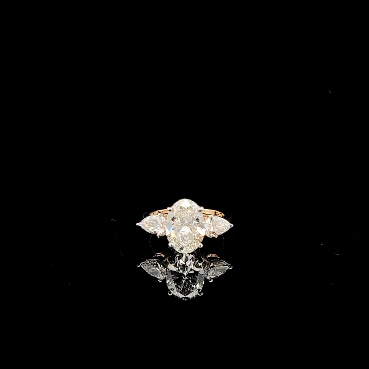 Accent Stone Rings – STARDUST DIAMONDS