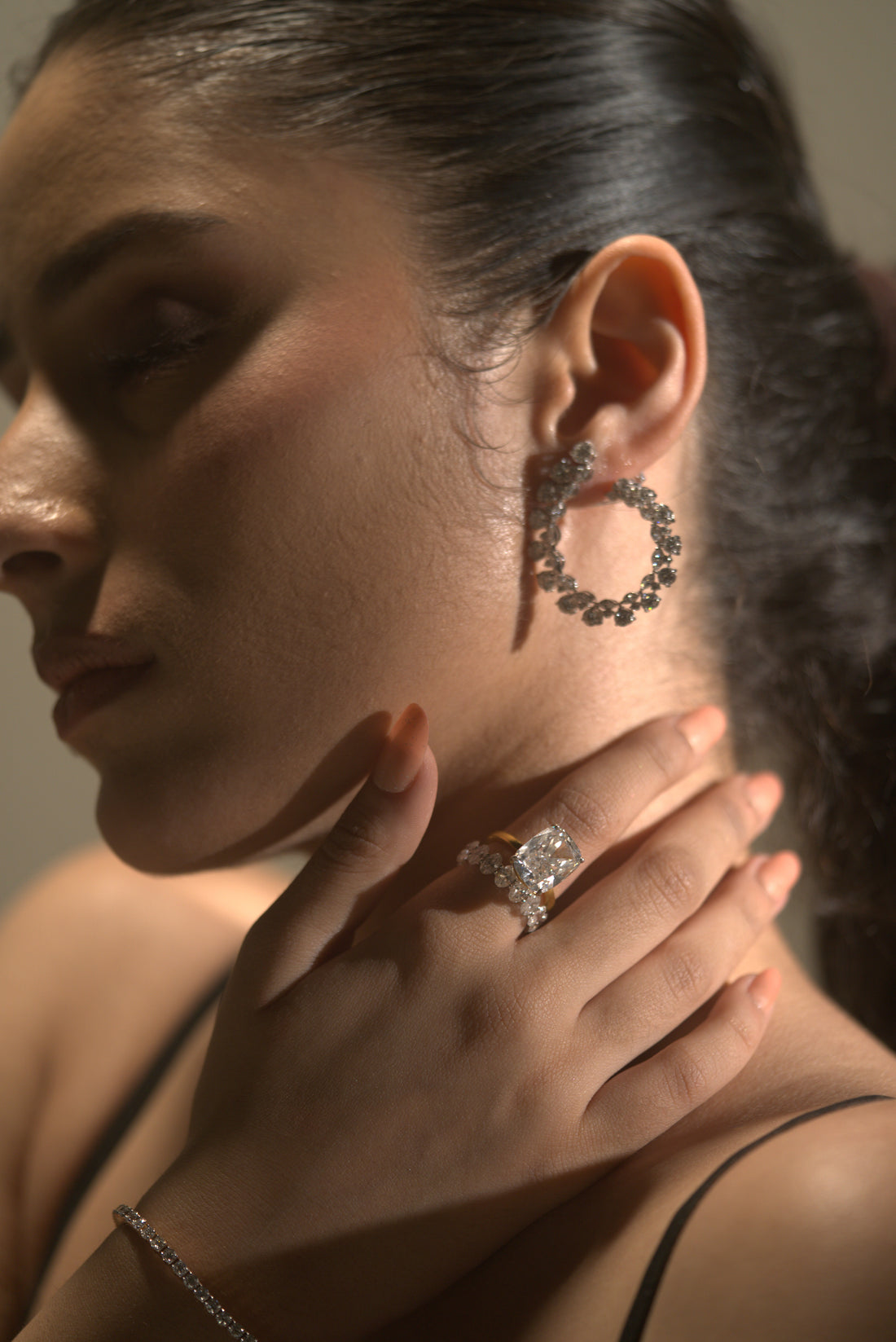 Elegant 10.10ct Cushion Ring