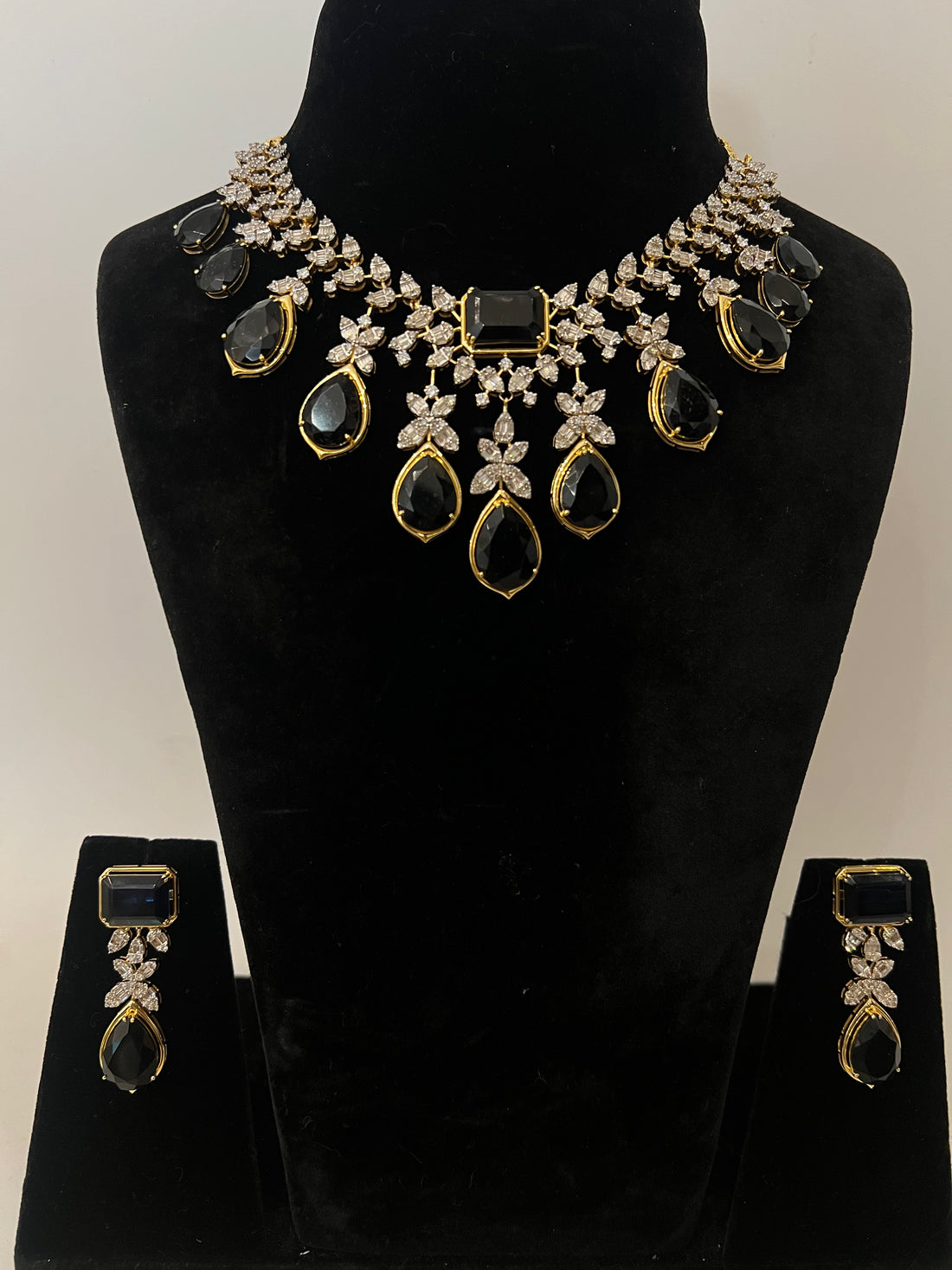 The Empress Suite: Pear cut Blue Gemstone & Brilliant Diamond Set