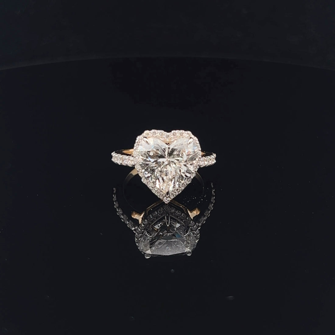 Exquisite 5.0ct Heart Diamond Ring