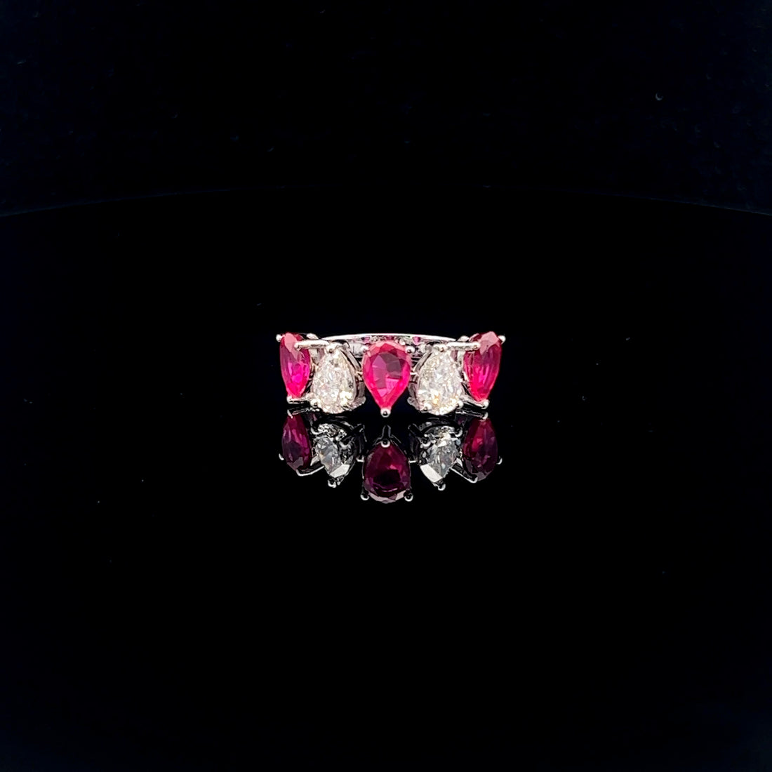 Exquisite Pear & Ruby 5 stoned Ring