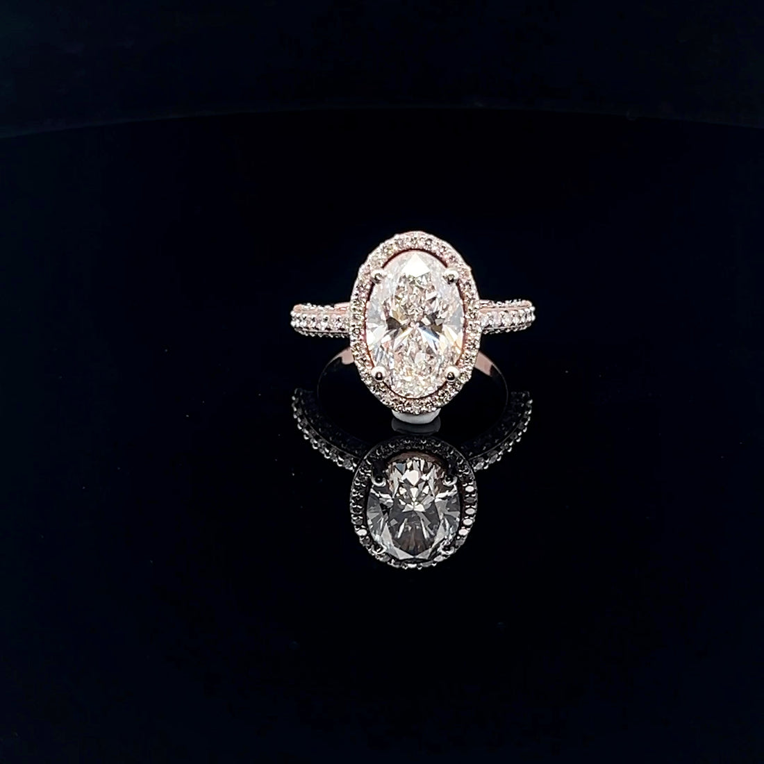 The Starlight 3.0ct Oval Diamond Halo ring