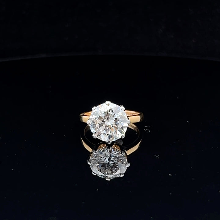 Iconic 5.0ct Solitaire: A Diamond Dream Realized