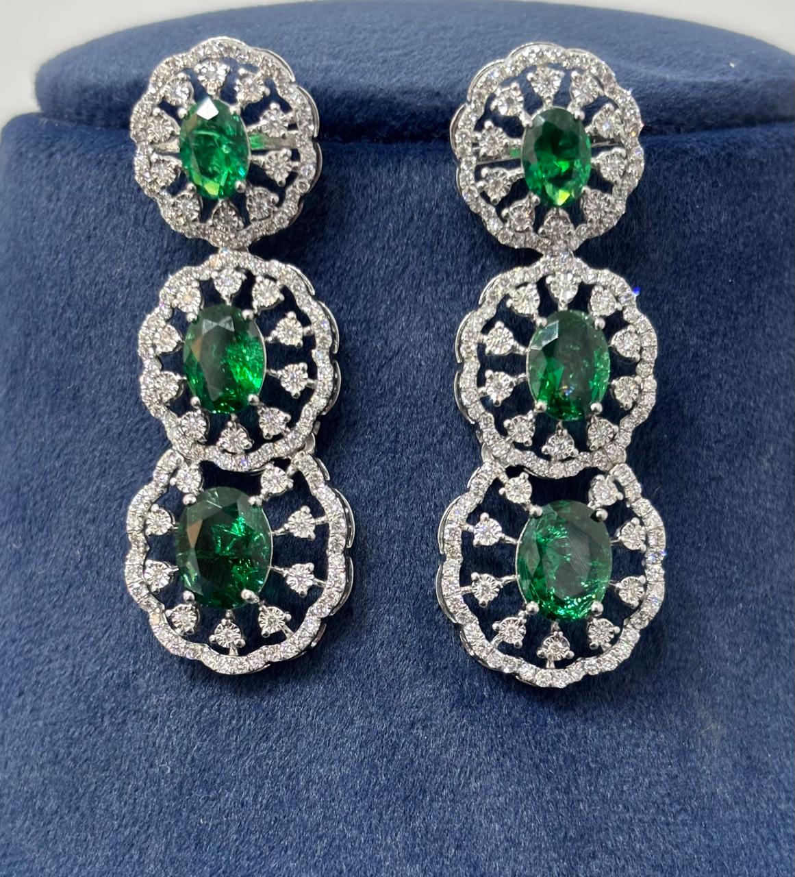 Timeless Floral Emerald & Diamond Necklace and Earrings Set