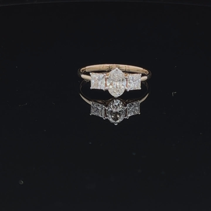 Exquisite 1.5ct Solitaire Diamond Engagement Ring