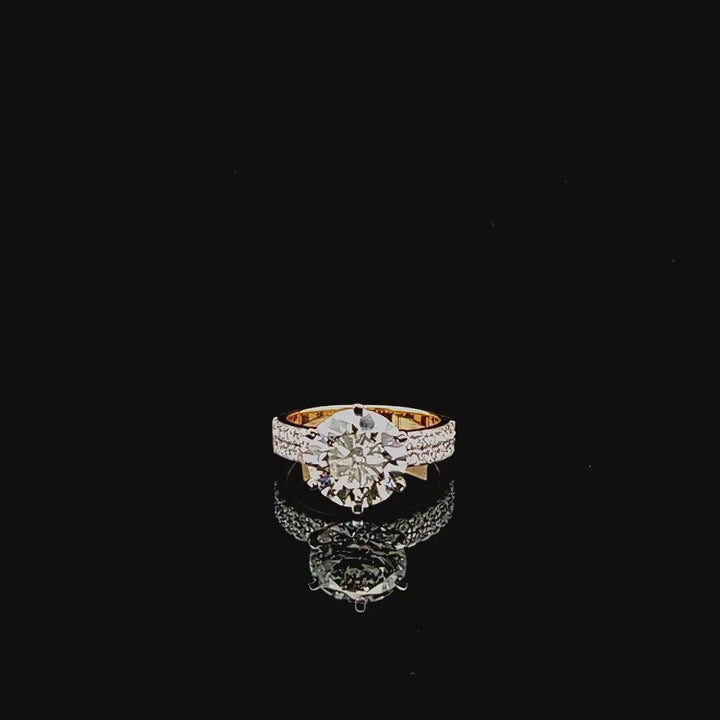 Elegant 4.0ct Diamond Ring