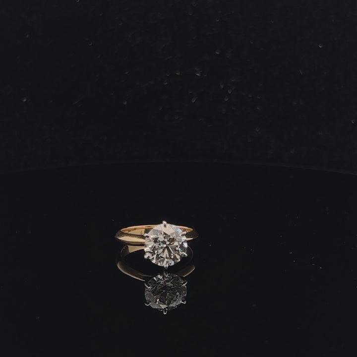 Elegant 3.0ct Solitaire Diamond Ring in 14KT