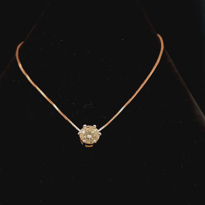 Elegant 2.5ct Round Pendant