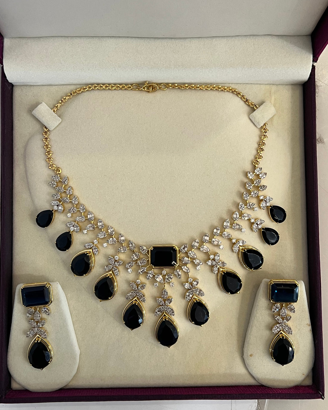 The Empress Suite: Pear cut Blue Gemstone & Brilliant Diamond Set